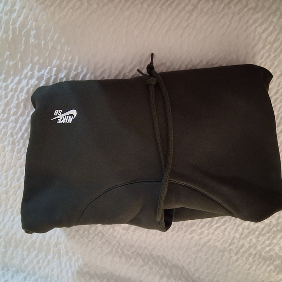 Nike SB Green Hoodie - Picture 6 of 6